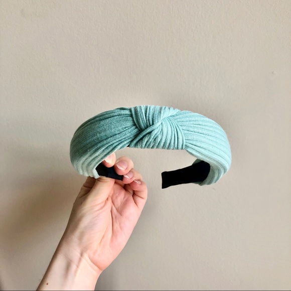 Accessories - Knotted headband